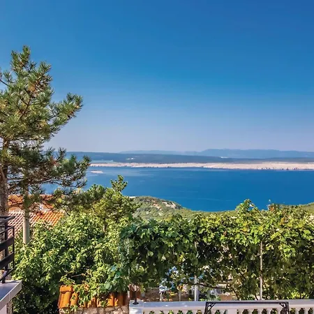 Appartamento Cozy In With Kitchen